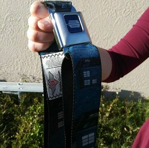 Doctor who seat-belt belt